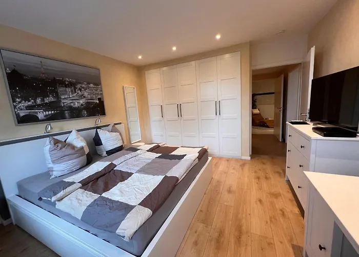 아파트 Loewenstein